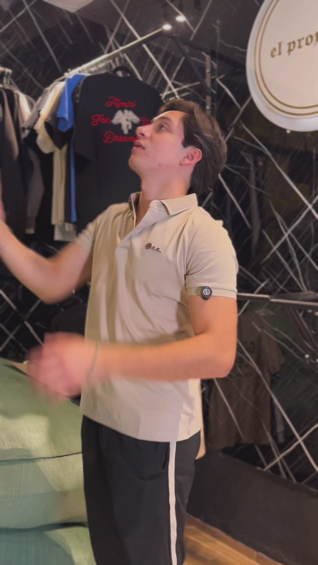 Cargar video: 